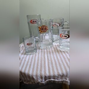 A & W Root Beer Assorted Sizes Glass Mug Set Vintage